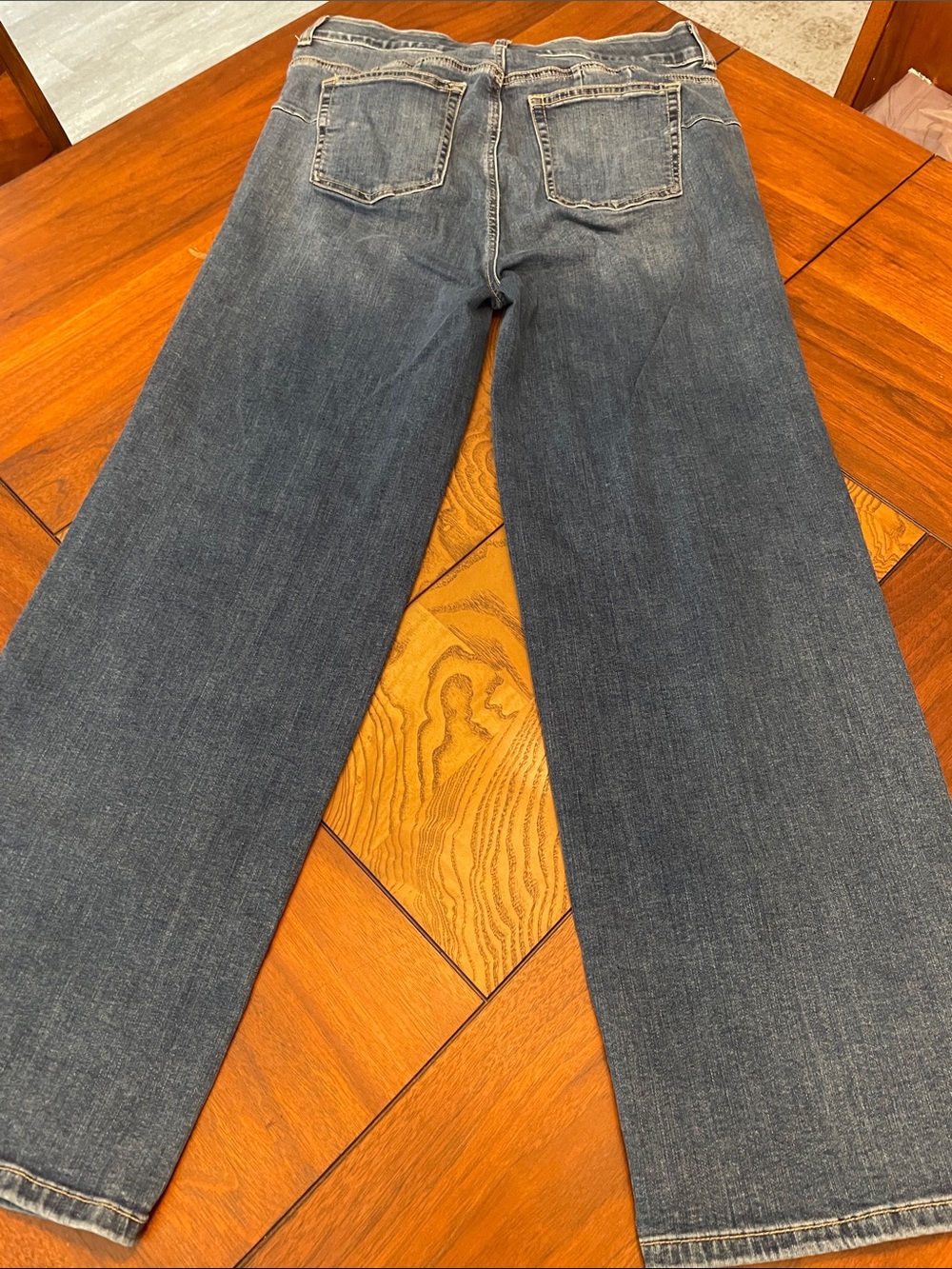 Wide-Leg Women's Jeans in Med blue M56 - Picture 8 of 9